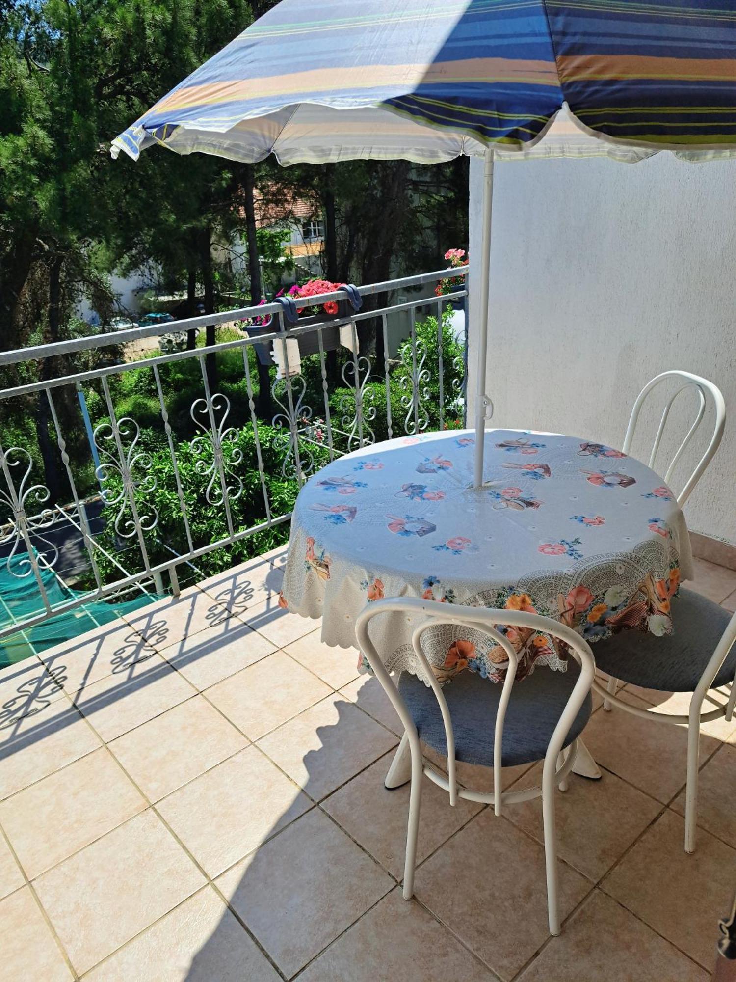 Apartments 1000 Flowers Старий Град Номер фото